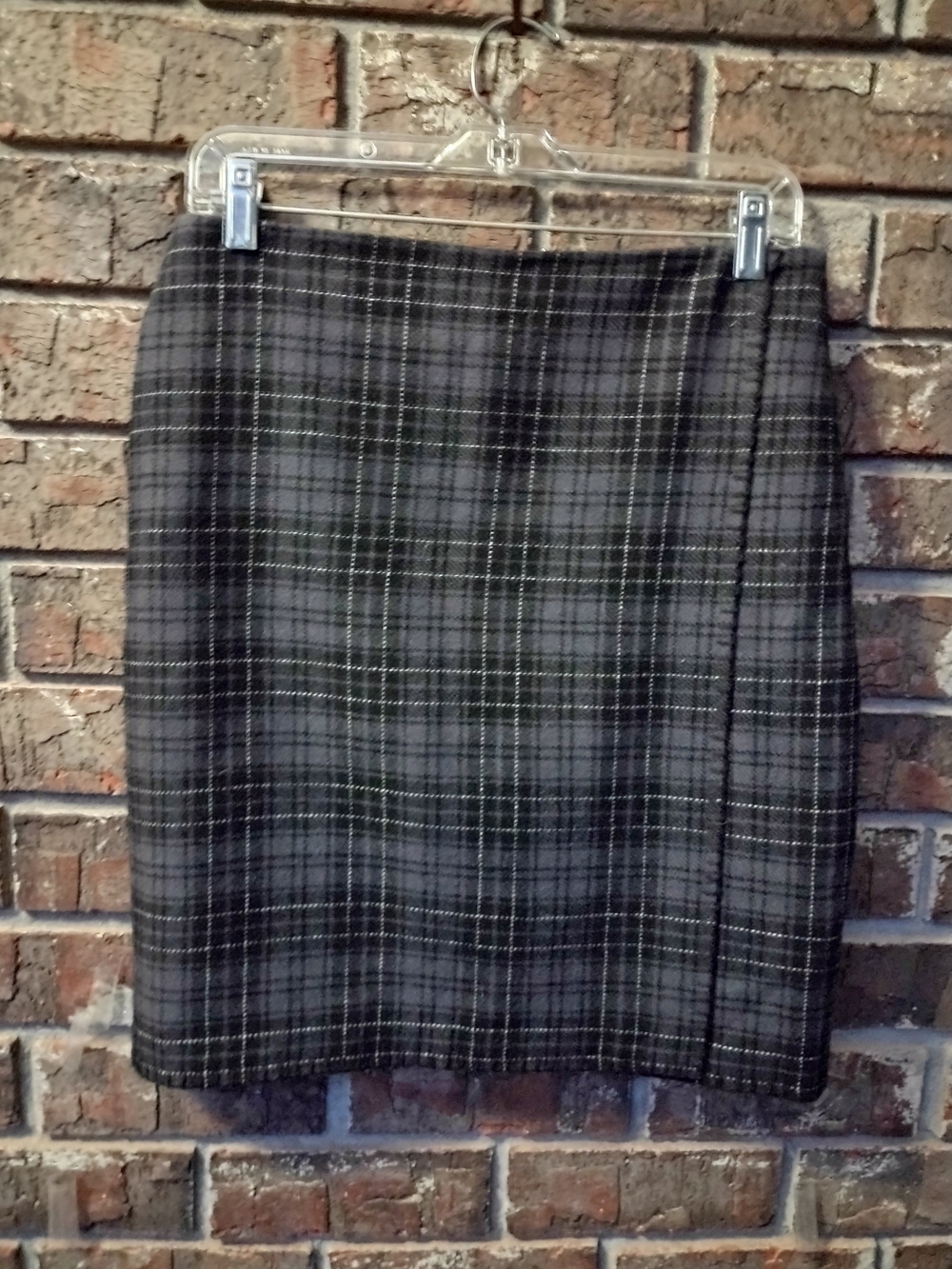 NWT Eddie Bauer Wrap Blanket Stitch Skirt Women 6 Wool Blend Black Gray Plaid
